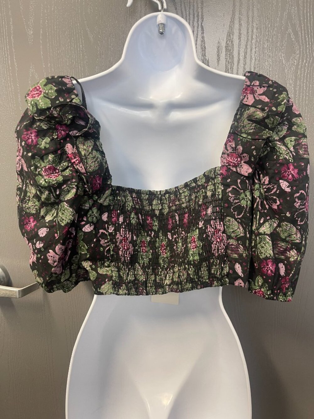 Zara Floral Puff Sleeve Ruched Crop Top NWT Size L - Picture 3 of 9